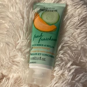 Avon anti bacterial hand gel